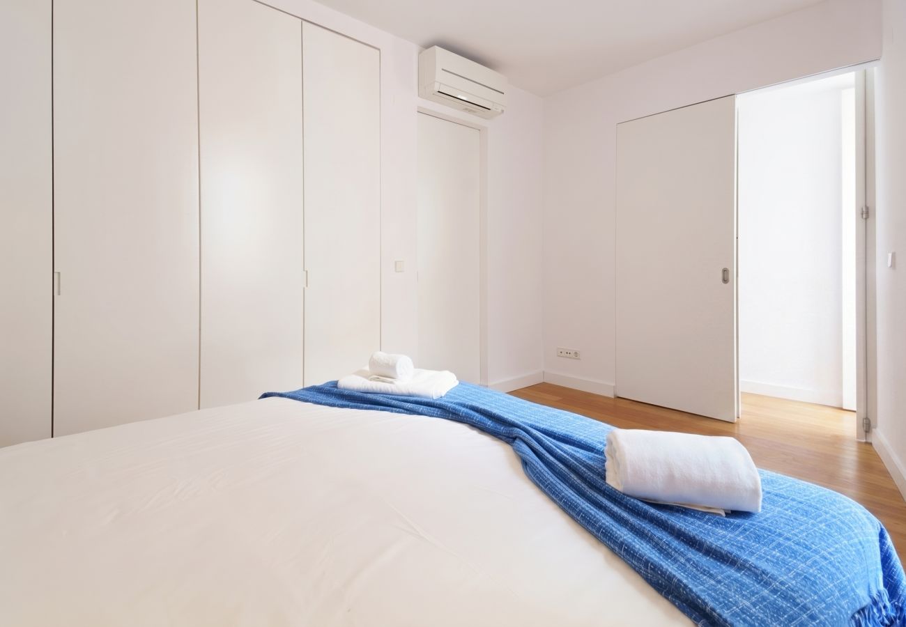 Apartamento em Lisboa - Casa do Castelo: Uma Joia no 1º Andar no Centro de Arroios