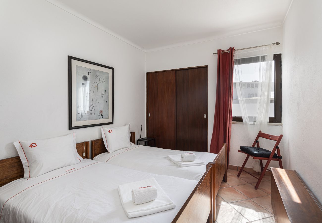 bedroom in a holiday home in Albufeira 