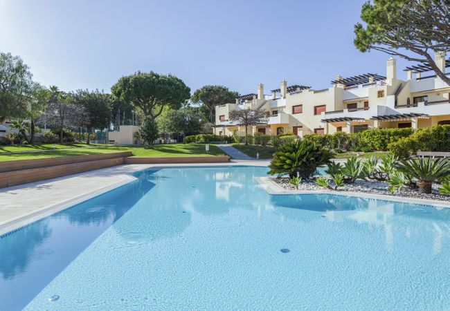 Apartment in Quarteira - Amazing Apartment- Private Terraces, Pool & Padel Court