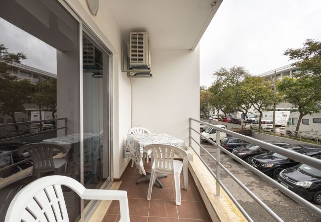Apartment in Portimão - 2-bedroom 2-bathroom apartment, 1km from the beach. 🏖️