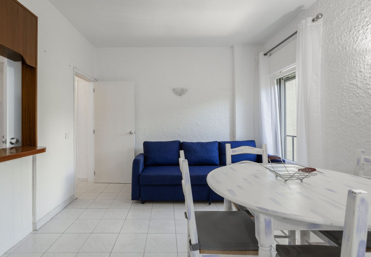 Apartment in Quarteira - Hopstays - 2133 Sun & Sea Flat