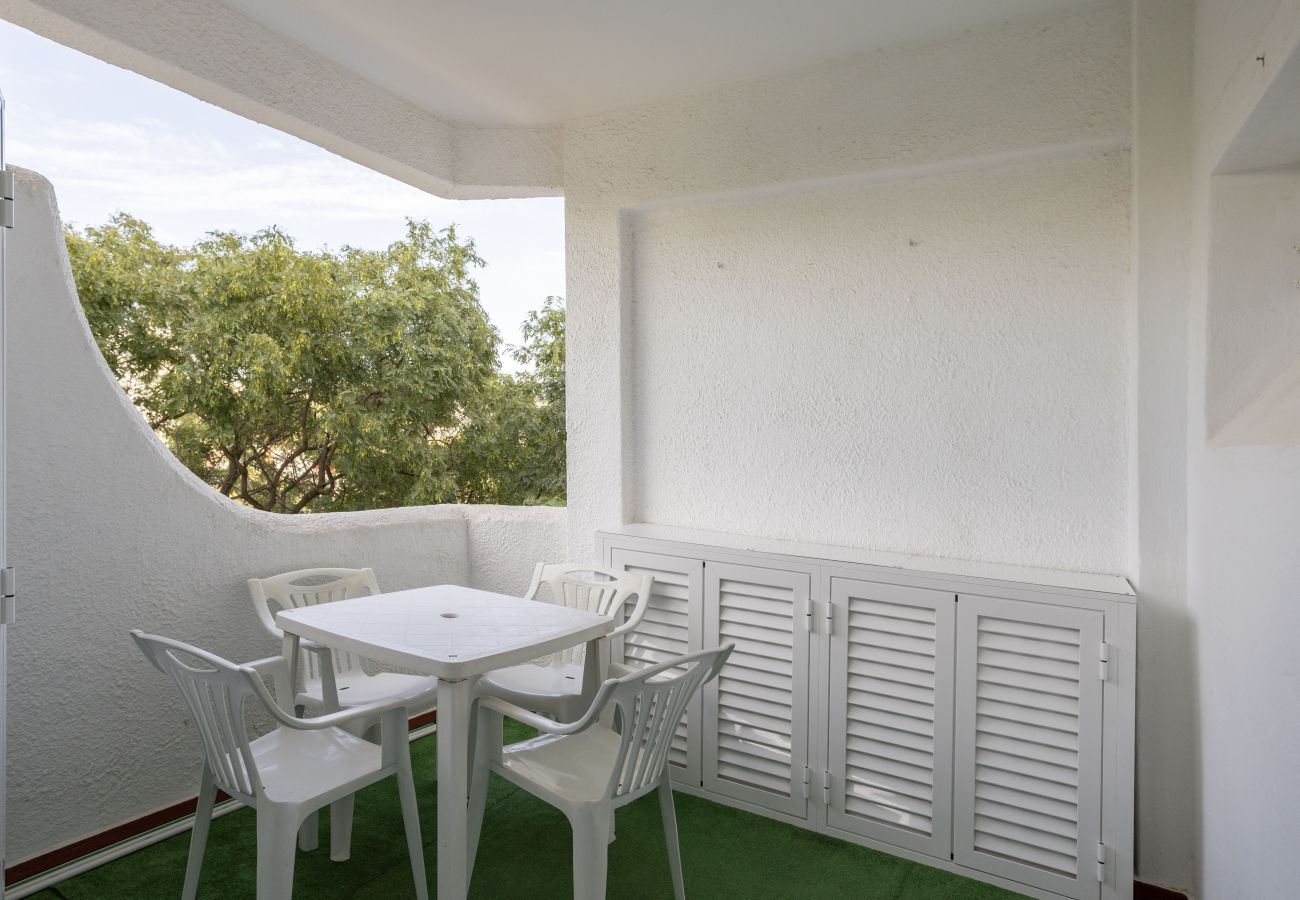Apartment in Quarteira - Hopstays - 2133 Sun & Sea Flat