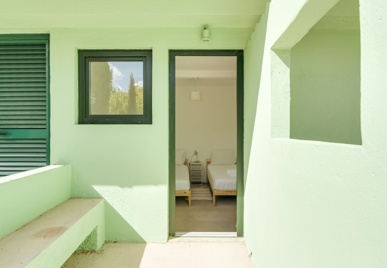 Rent by room in Palmela - 08.03 Shared property