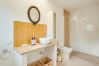Rent by room in Palmela - Hopstays - Guest house - Quinta de Zanao  Rent by room in Palmela - Hopstays - Guest house - Quinta de Zanao