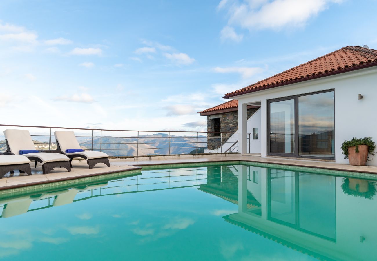 Villa in Gouvães do Douro - Hopstays - Casa de Gouvães Turismo Rural Douro