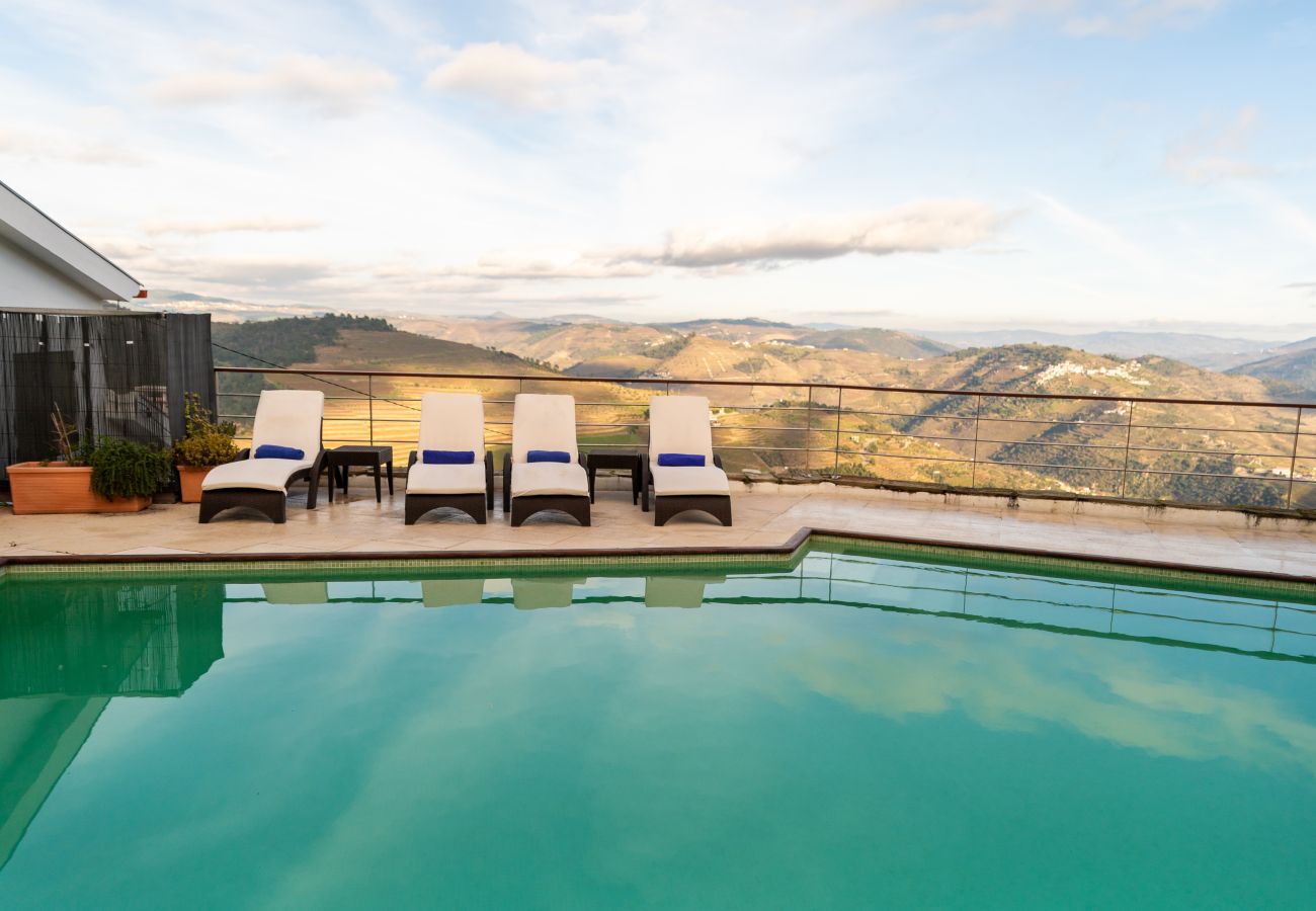 Villa in Gouvães do Douro - Hopstays - Casa de Gouvães Turismo Rural Douro