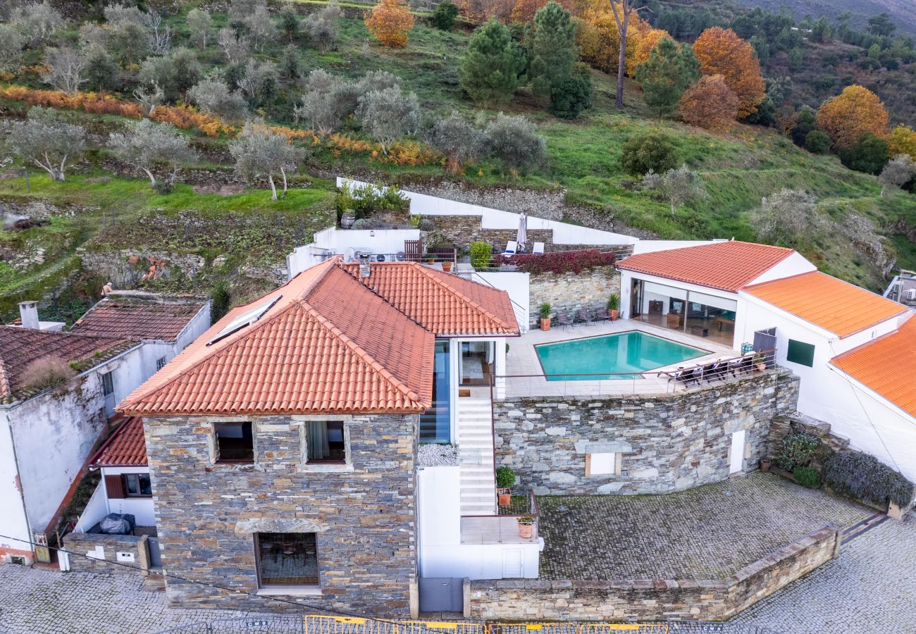 Villa in Gouvães do Douro - Hopstays - Casa de Gouvães Turismo Rural Douro
