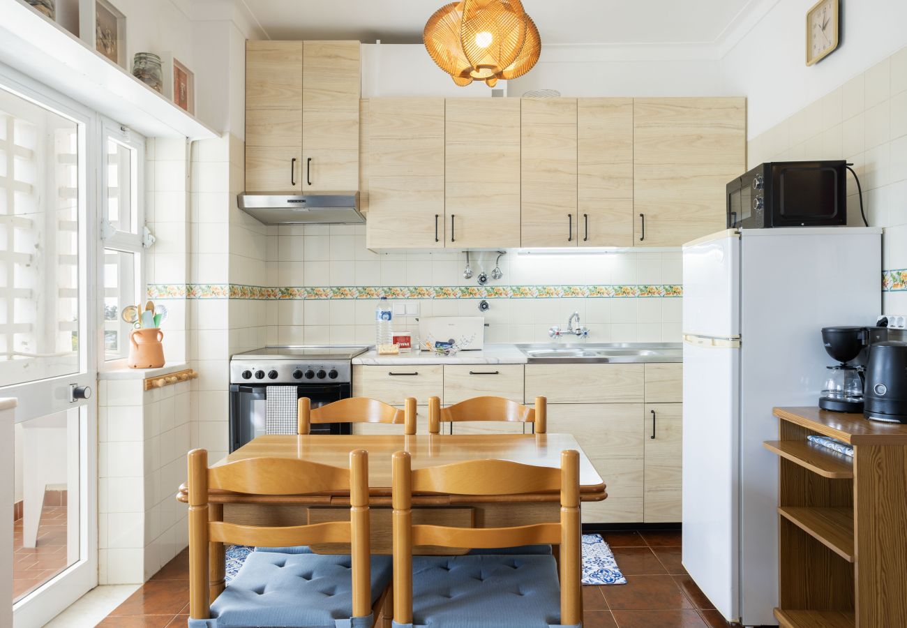 Apartment in Portimão - Portimão Areias do Vau - by Hopstays