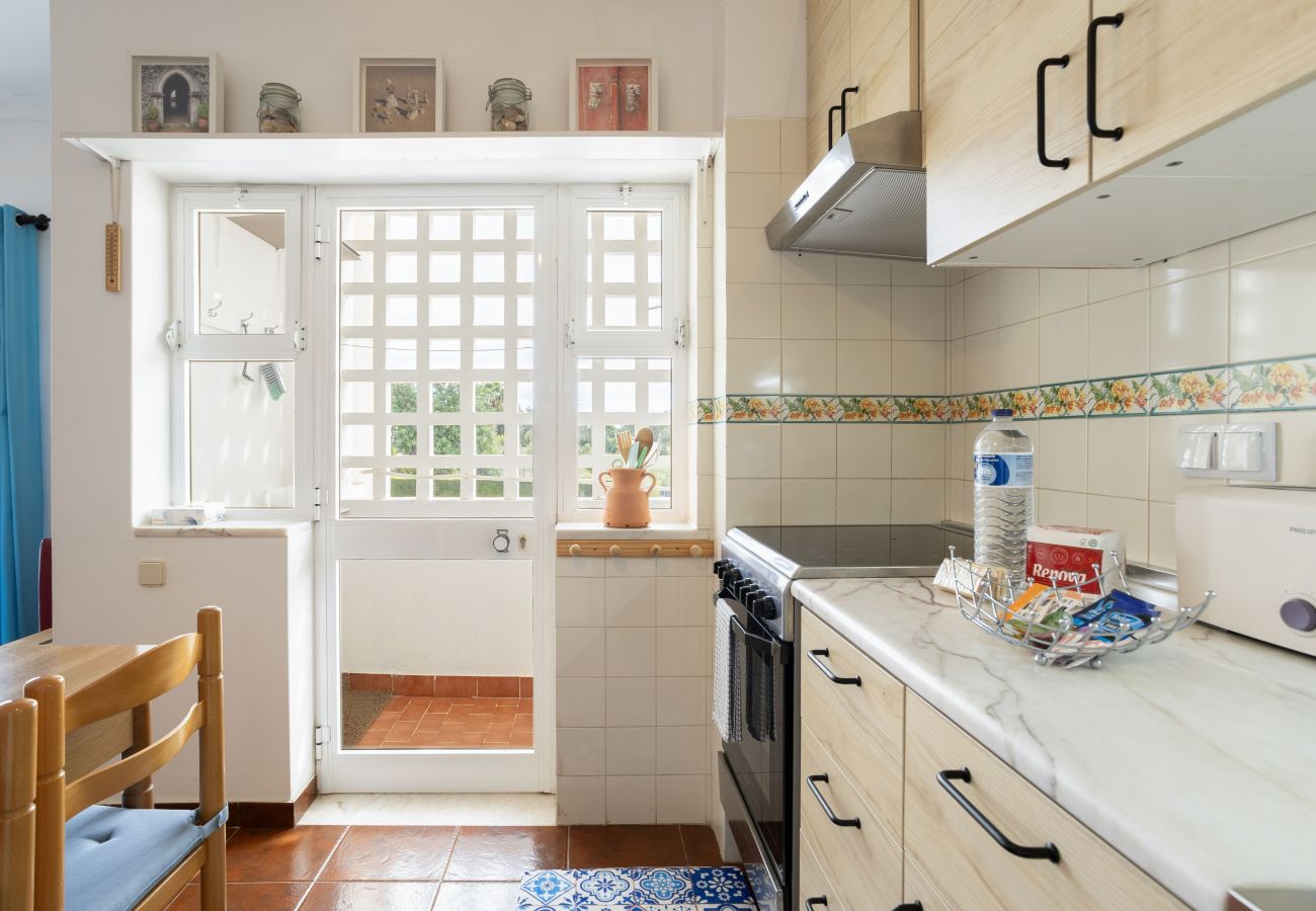 Apartment in Portimão - Portimão Areias do Vau - by Hopstays