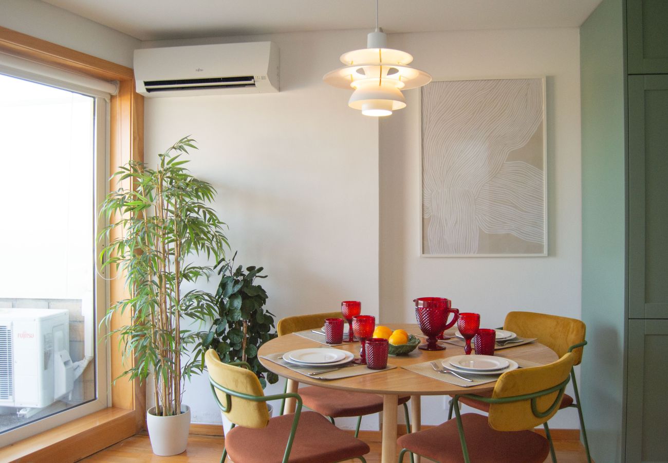 Apartment in Porto - Oporto Campo Alegre: Style & Comfort near Palácio de Cristal