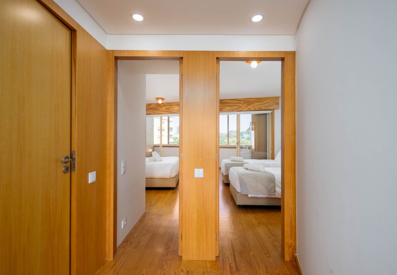 Apartment in Porto - Moderno de 2 dorm. con balcón en Campo Alegre