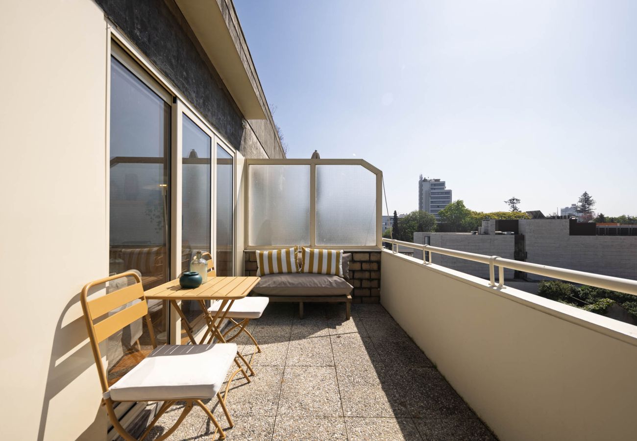 Apartment in Porto - Moderno de 2 dorm. con balcón en Campo Alegre