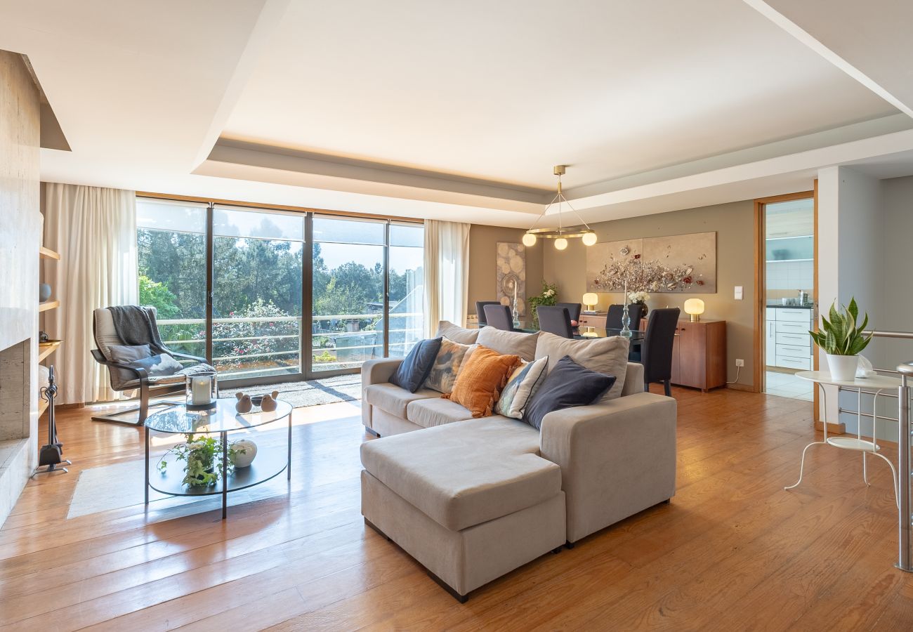 Villa in Vila Nova de Gaia - Casa das Heras - Stay with HotTub +Voucher for 1 dinner